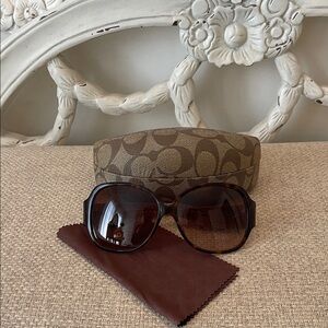Coach Oversized Tortoiseshell Sunglasses with Gradient Brown Lenses